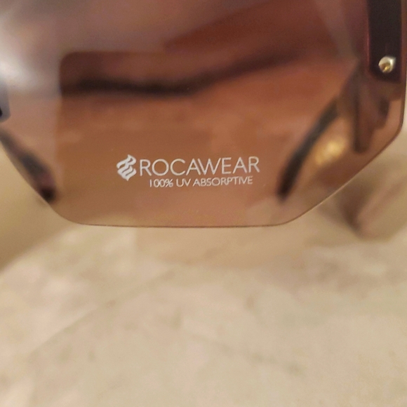 Rocawear Oversized Brown Sunglasses - Picture 6 of 11